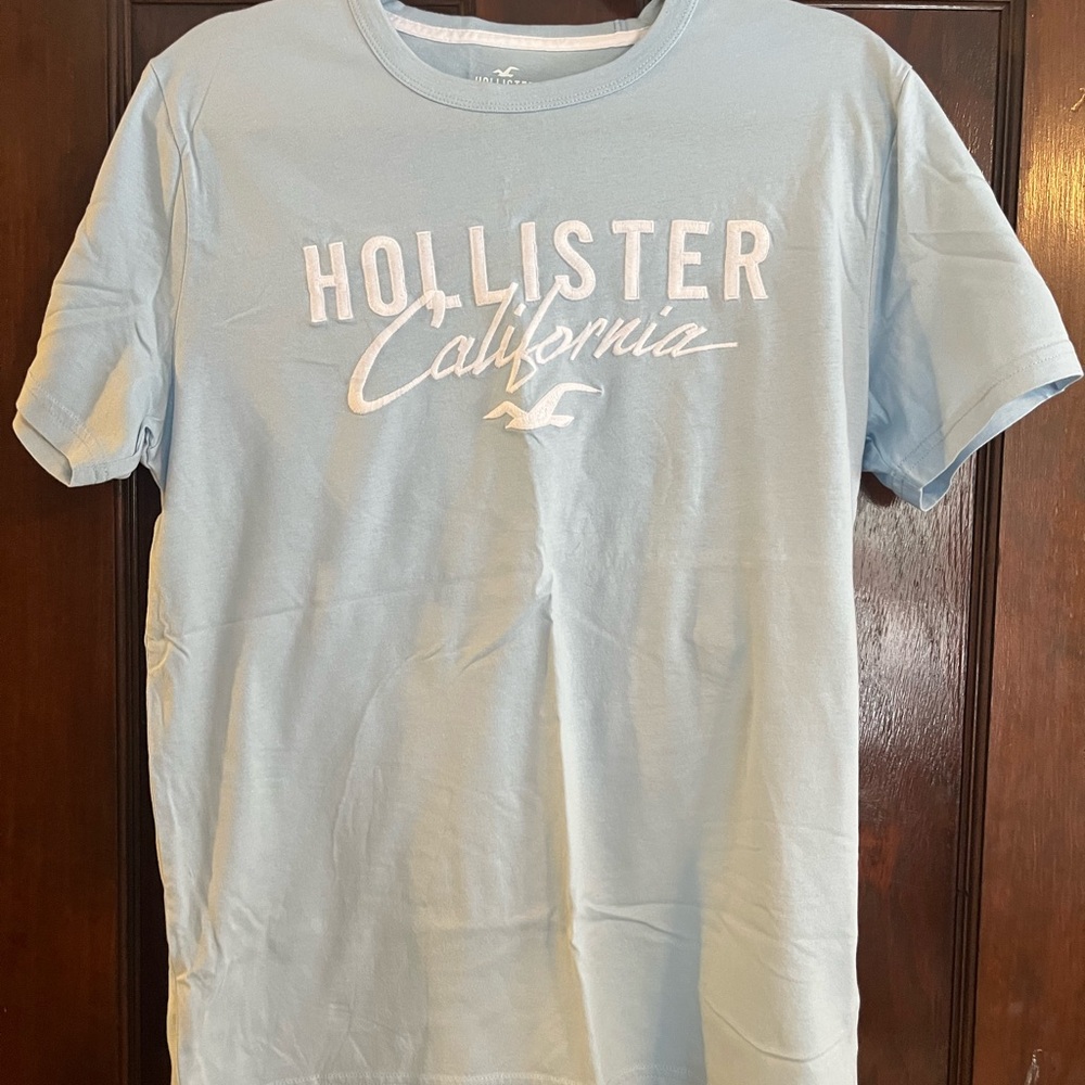 Hollister, Size Medium Sky Blue Tee with White Script